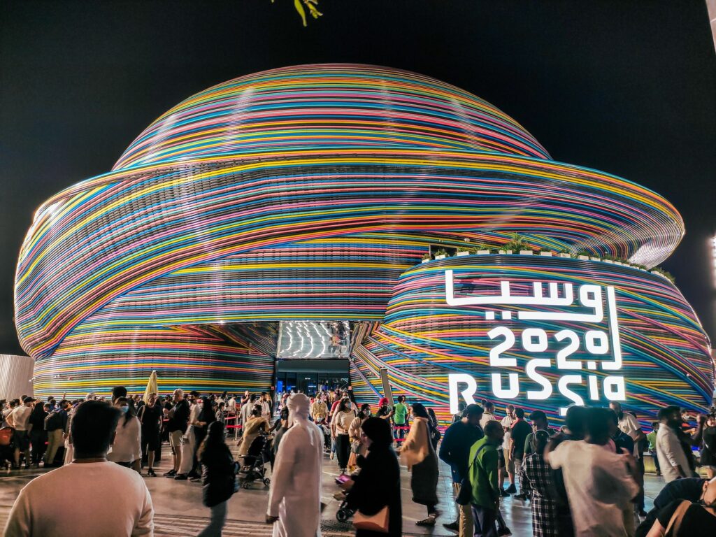 هل تُفكر في السفر مع أطفالك؟ اجعلها تجربة مميزة